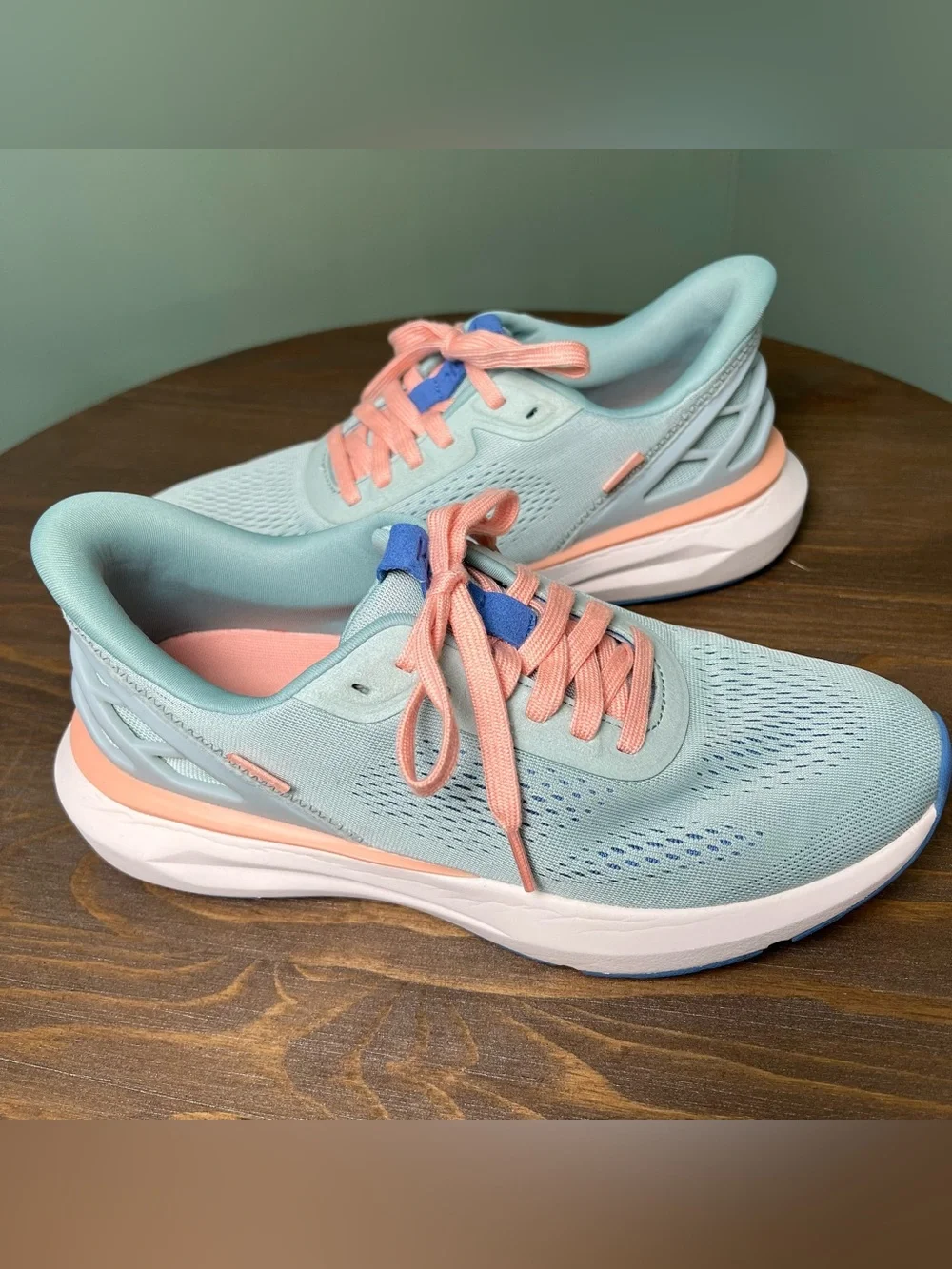 KIZIK Athens 2 Sneakers Women 10 Surf Spray Blue Pink Lace Up Athletic Shoes - Picture 1 of 12